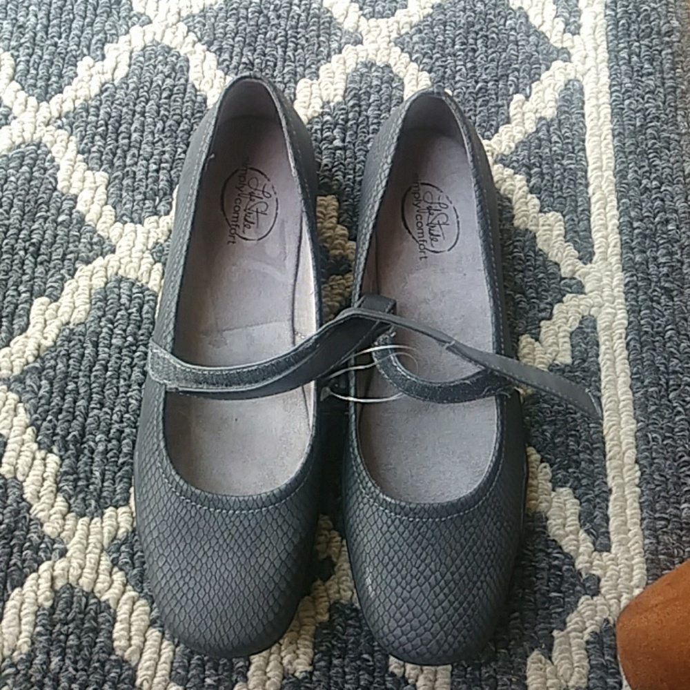 Life stride simply comfort gray shoes